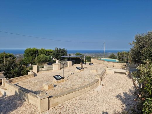 别墅  Fasano, 布林迪西省