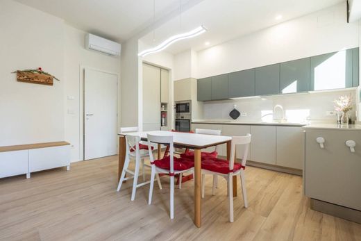 Apartment in Casalecchio di Reno, Bologna