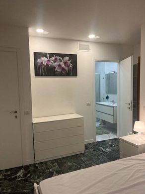 아파트 / 밀라노, Città metropolitana di Milano