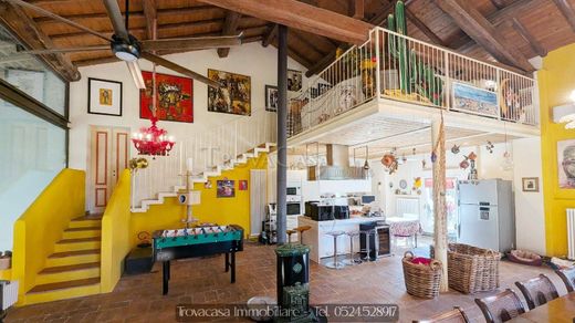 Villa in Parma, Provincia di Parma