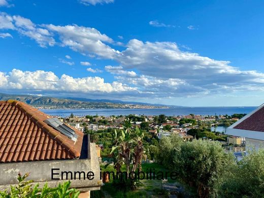 Villa Messina, Messina ilçesinde