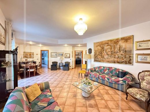 Penthouse w Rzym, Lazio