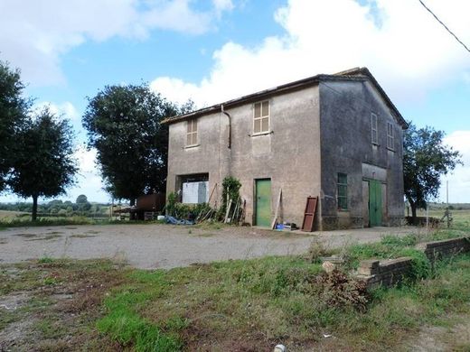 Landhuis in Anguillara Sabazia, Rome