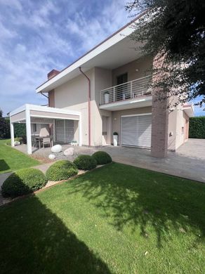 Gazzo Veronese, Provincia di Veronaのヴィラ