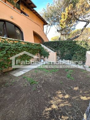 Maison mitoyenne à Follonica, Provincia di Grosseto