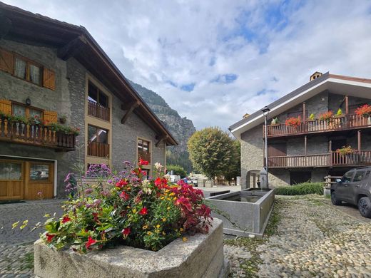 Penthouse in Courmayeur, Valle d'Aosta