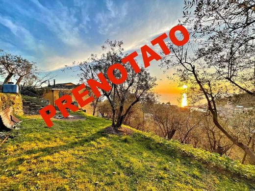 Casale a Recco, Genova