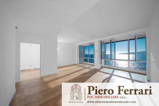 Apartment in Naples, Campania