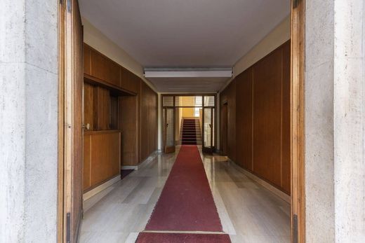 Apartment / Etagenwohnung in Rom, Latium