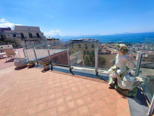 Apartment in Naples, Campania