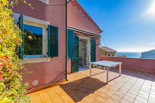Villa in Finale Ligure, Provincia di Savona