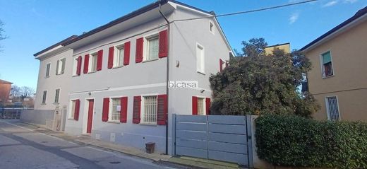 Villa in Pesaro, Pesaro and Urbino