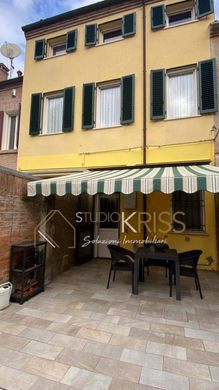 Terraced house in Ferrara, Provincia di Ferrara