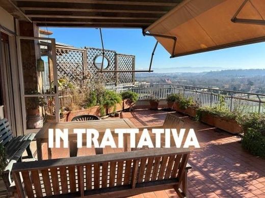 Penthouse Roma, Lazio bölgesinde