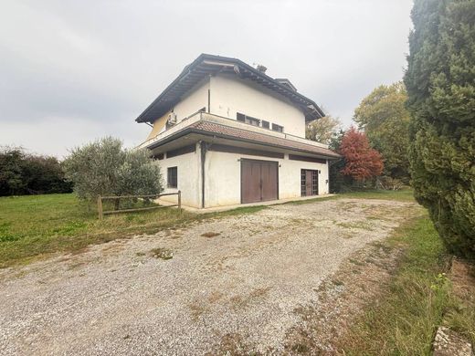 Villa in Settala, Milan