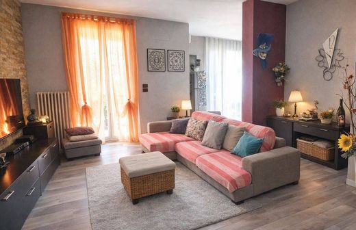 Apartment in Empoli, Florence