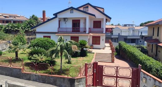 Villa San Gregorio di Catania, Catania ilçesinde