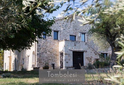 Country House in Cingoli, Provincia di Macerata