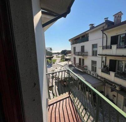 Apartament w Pietrasanta, Provincia di Lucca