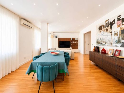 Apartment in Naples, Campania