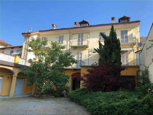 Country House in Canelli, Provincia di Asti