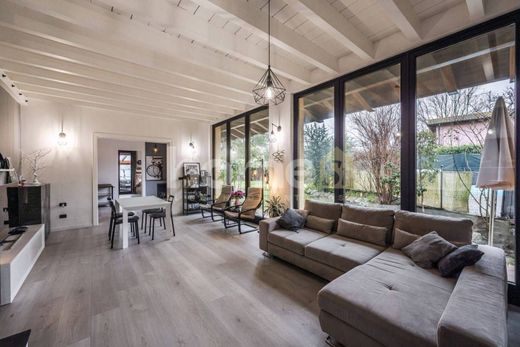 Villa in Zola Predosa, Bologna