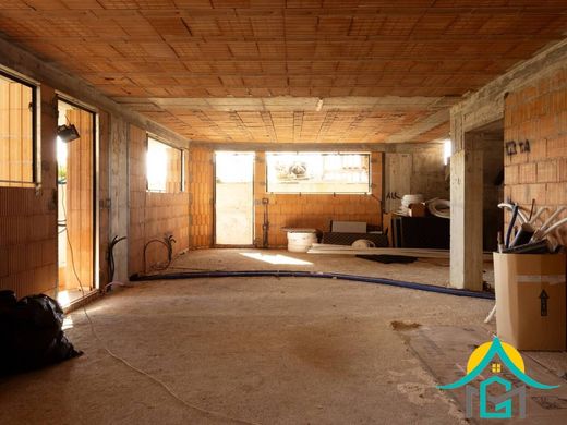 Appartamento a Empoli, Firenze