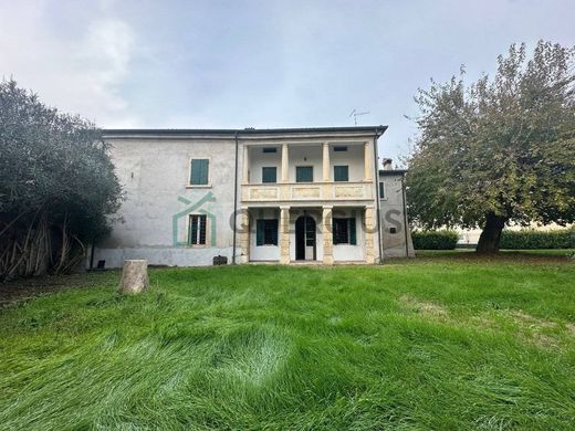 Villa in Caldiero, Provincia di Verona