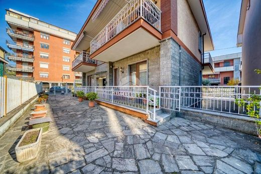 Villa in Collegno, Turin