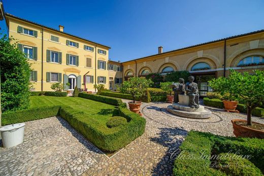 Villa Illasi, Verona ilçesinde