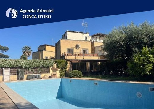 Villa in Rome, Latium