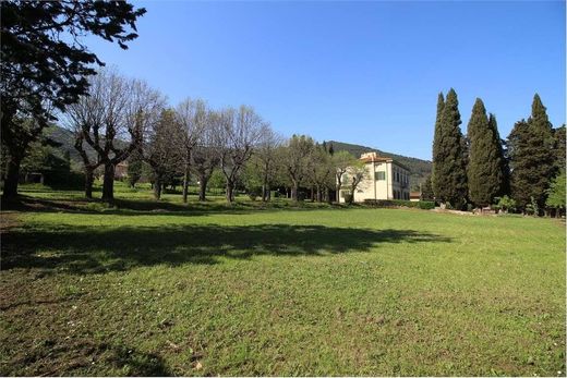 Villa in Vicopisano, Province of Pisa