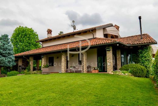 Villa - Cherasco, Provincia di Cuneo