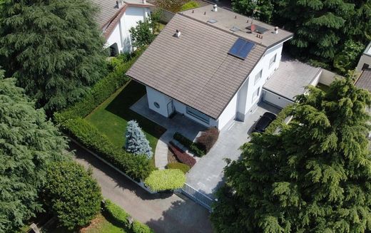 Villa in Arese, Mailand