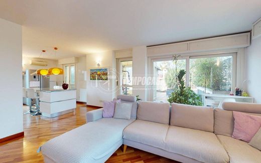 Apartment / Etagenwohnung in Mailand, Lombardei
