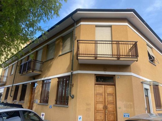 Luxe woning in Alba, Provincia di Cuneo