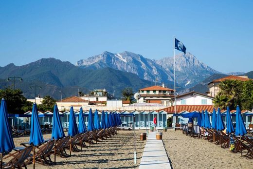 Villa in Forte dei Marmi, Provincia di Lucca