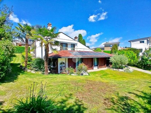Villa in Sesto Calende, Provincia di Varese