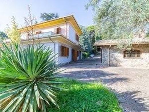 Villa Velletri, Roma