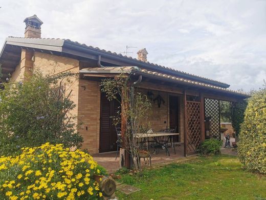 Villa in Civitanova Marche, Provincia di Macerata