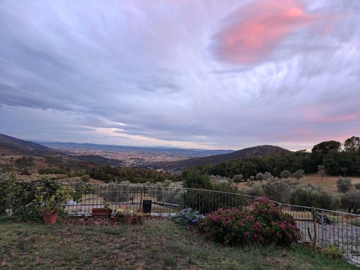 Landsitz in Prato, Provincia di Prato