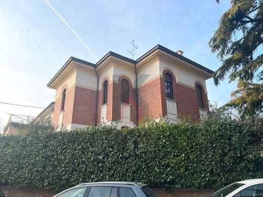 منزل ﻓﻲ Forlì, Provincia di Forlì-Cesena