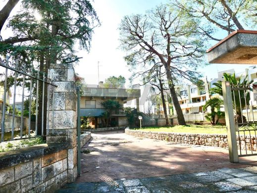 Вилла, Конверсано, Bari