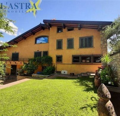 Villa in Lastra a Signa, Florence