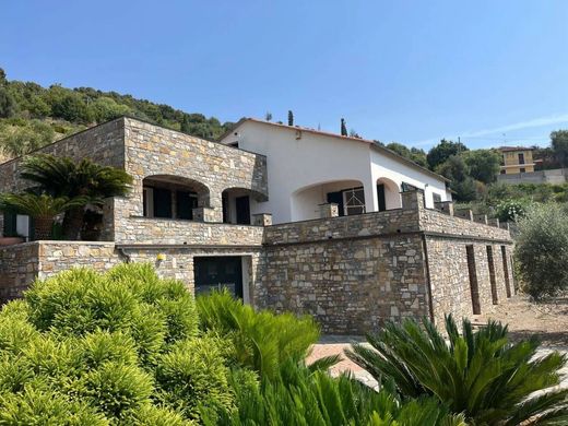 ﻓﻴﻼ ﻓﻲ Cipressa, Provincia di Imperia