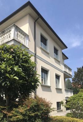 Villa Arese, Milano ilçesinde