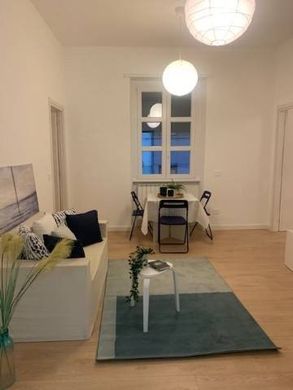 Apartment / Etagenwohnung in Rom, Latium