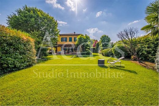 ﻓﻴﻼ ﻓﻲ مودينا, Provincia di Modena