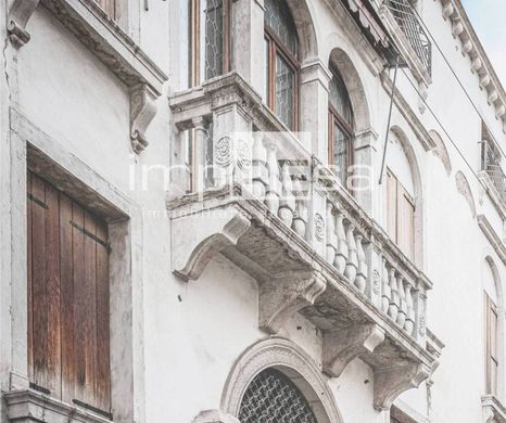 Penthouse in Treviso, Provincia di Treviso