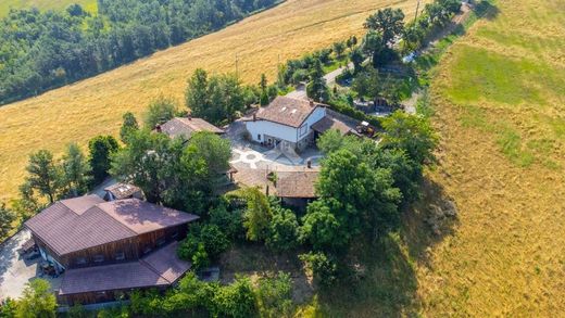 Villa in Serramazzoni, Provincia di Modena